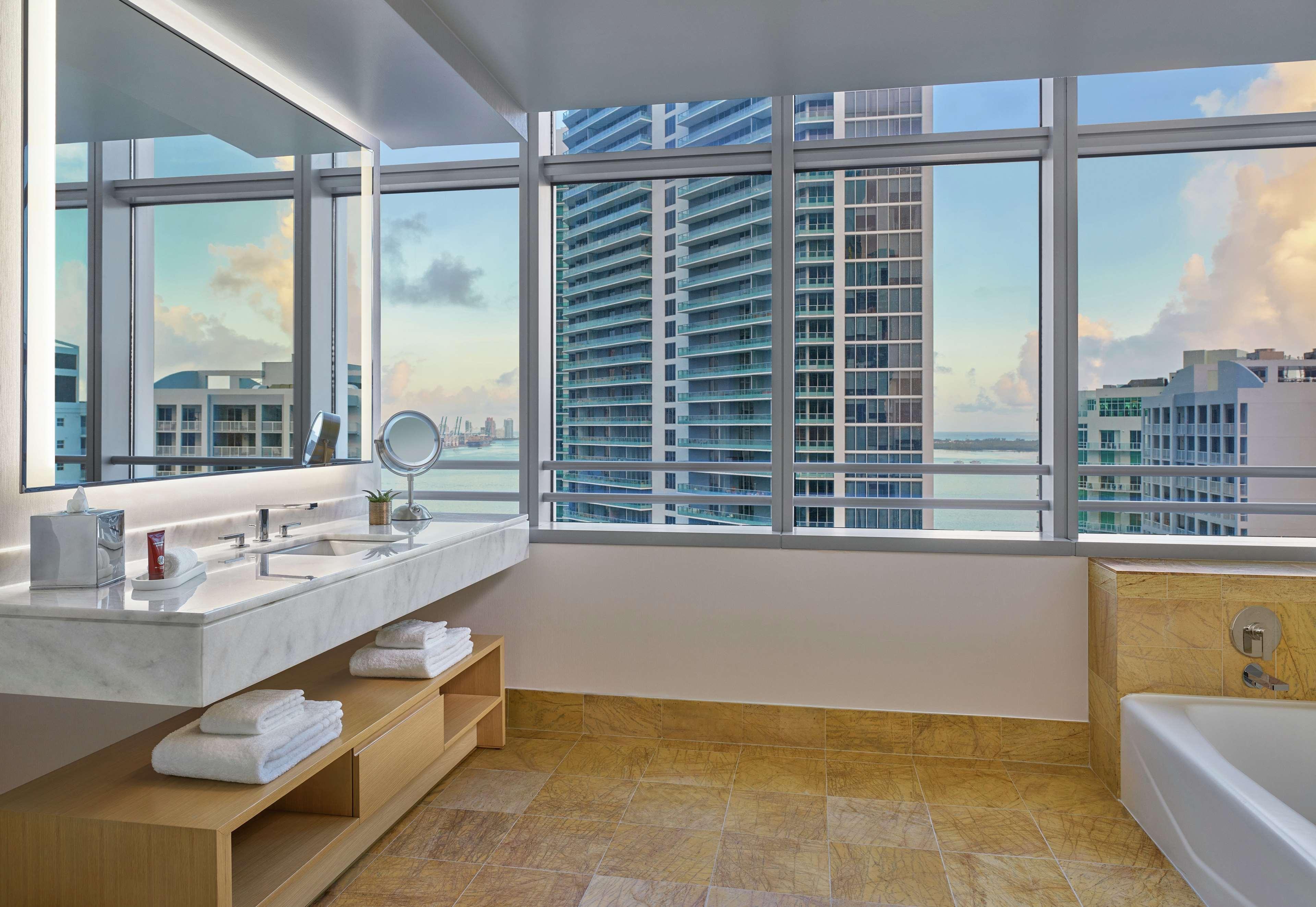 Hotel Aka Brickell Miami Exteriör bild